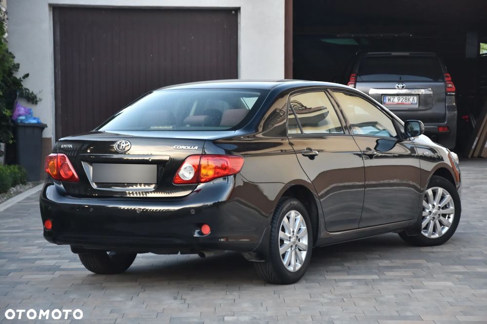 Toyota Corolla 1.6 Luna - 9