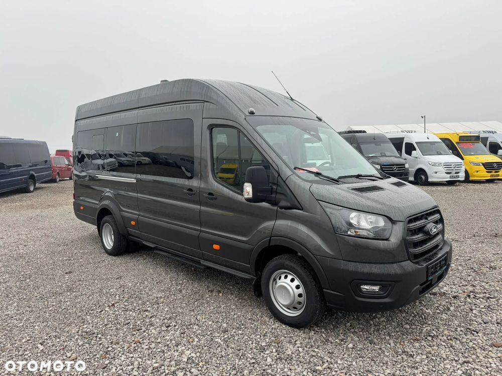 Ford Transit - 1