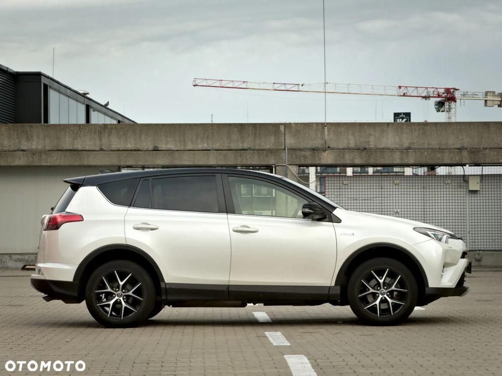 Toyota RAV4 Hybrid Prestige 4x4 - 11