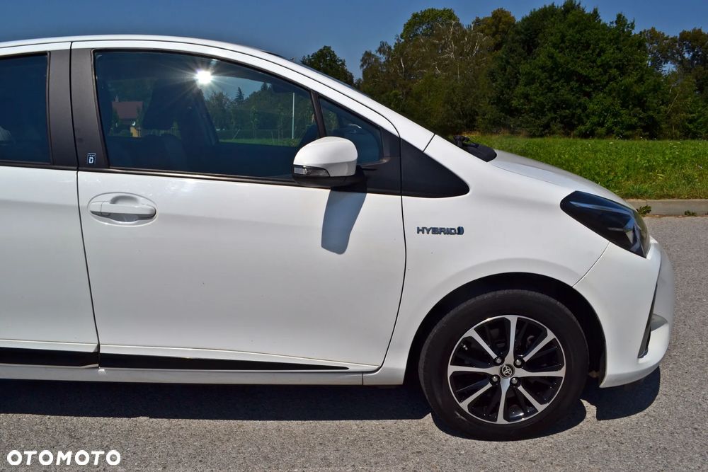 Toyota Yaris - 10