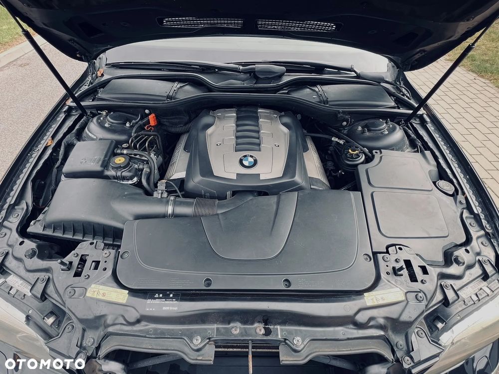 BMW Seria 7 740i - 11