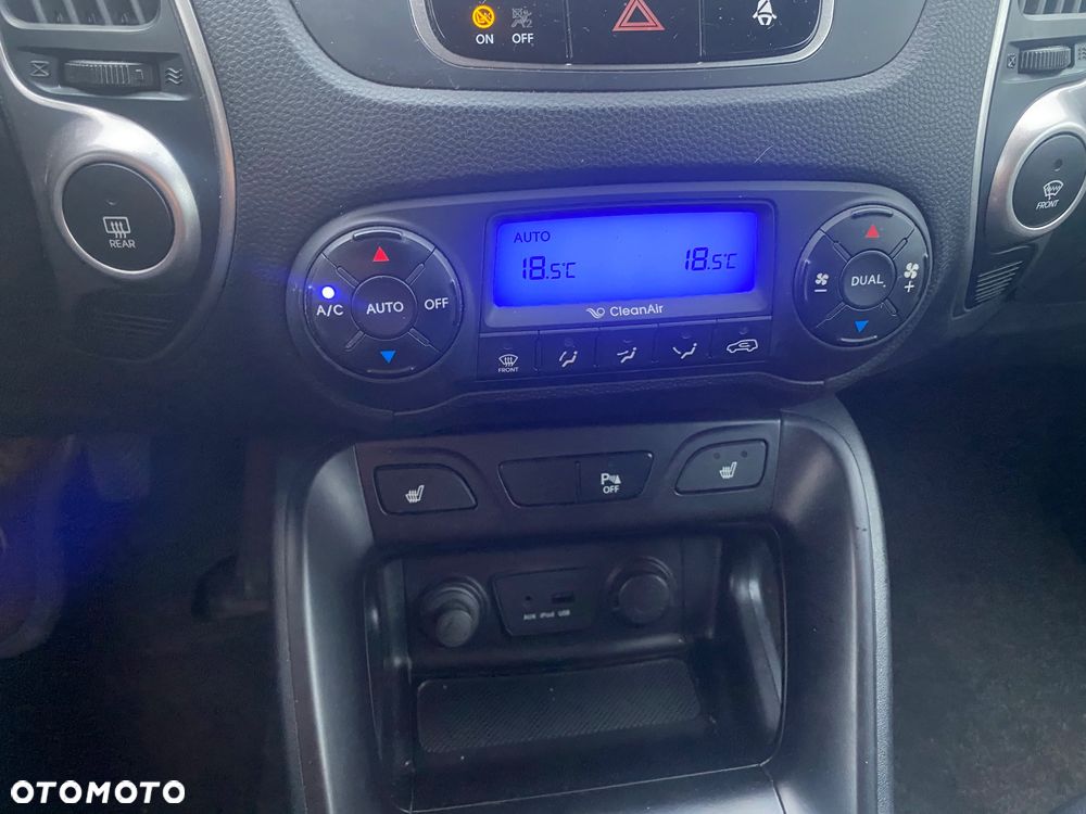 Hyundai ix35 2.0 Premium 2WD - 35