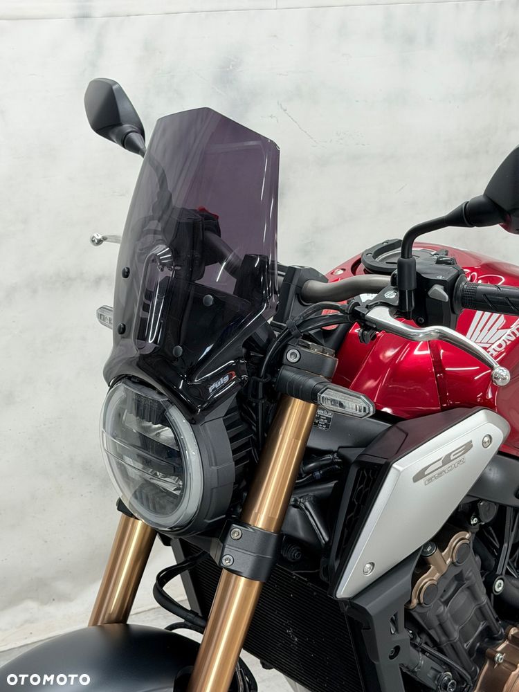 Honda CB - 23
