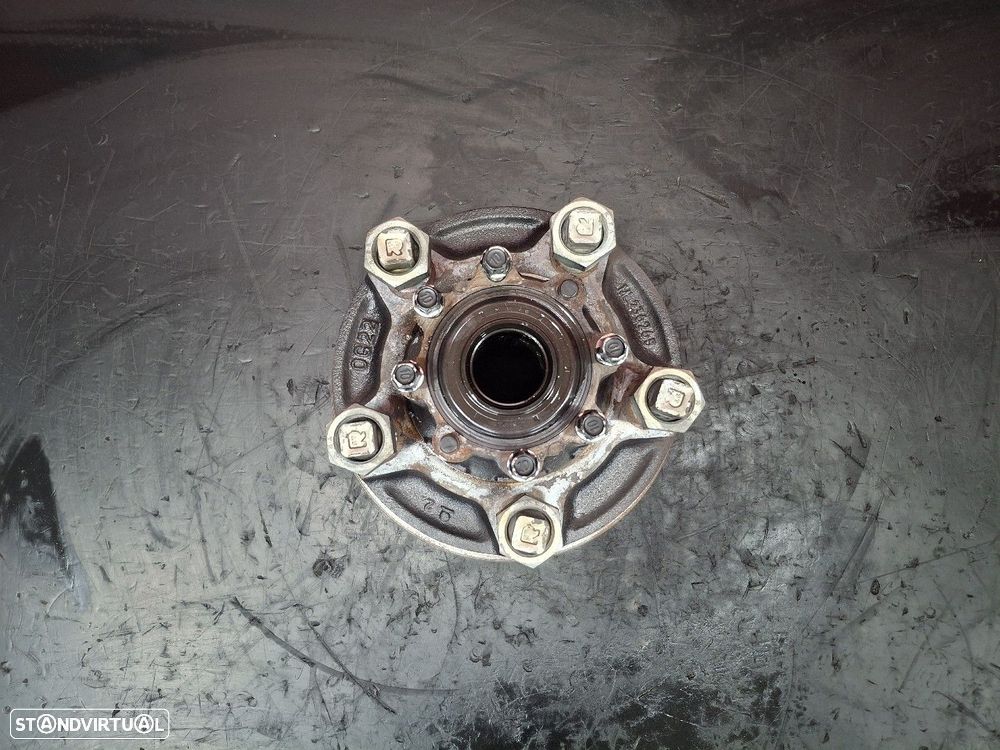 Cubo Roda Tras Direito Fuso (Mitsubishi) Canter - 2