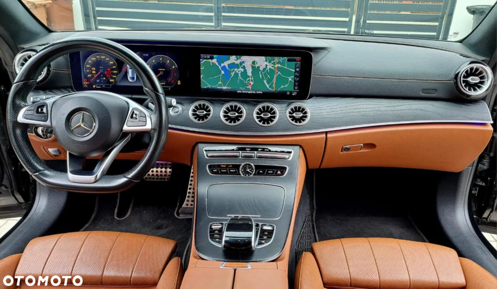 Mercedes-Benz Klasa E 400 4Matic Coupe 9G-TRONIC AMG Line - 6