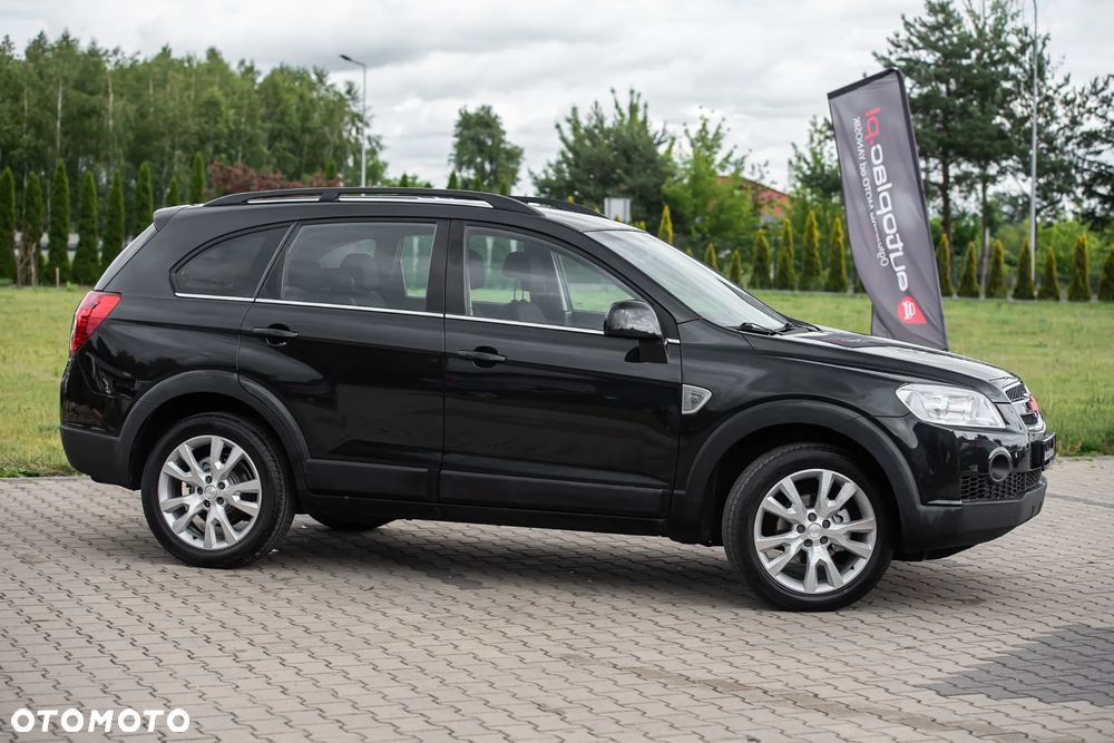 Chevrolet Captiva 2.4 2WD 7 Sitzer LS Family Edition - 14