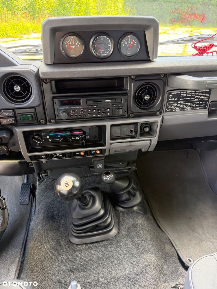 Toyota Land Cruiser LJ70 - 14