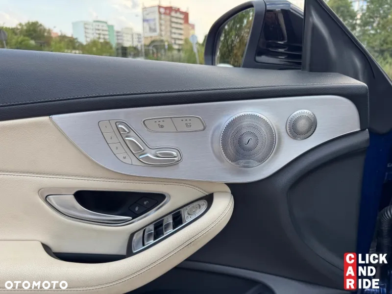 Mercedes-Benz Klasa C AMG 43 4-Matic - 19
