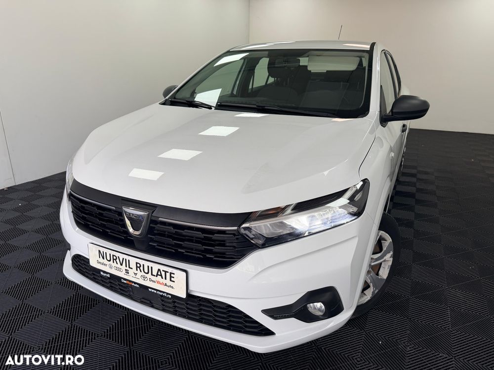 Dacia Logan TCe 90 Essential - 8