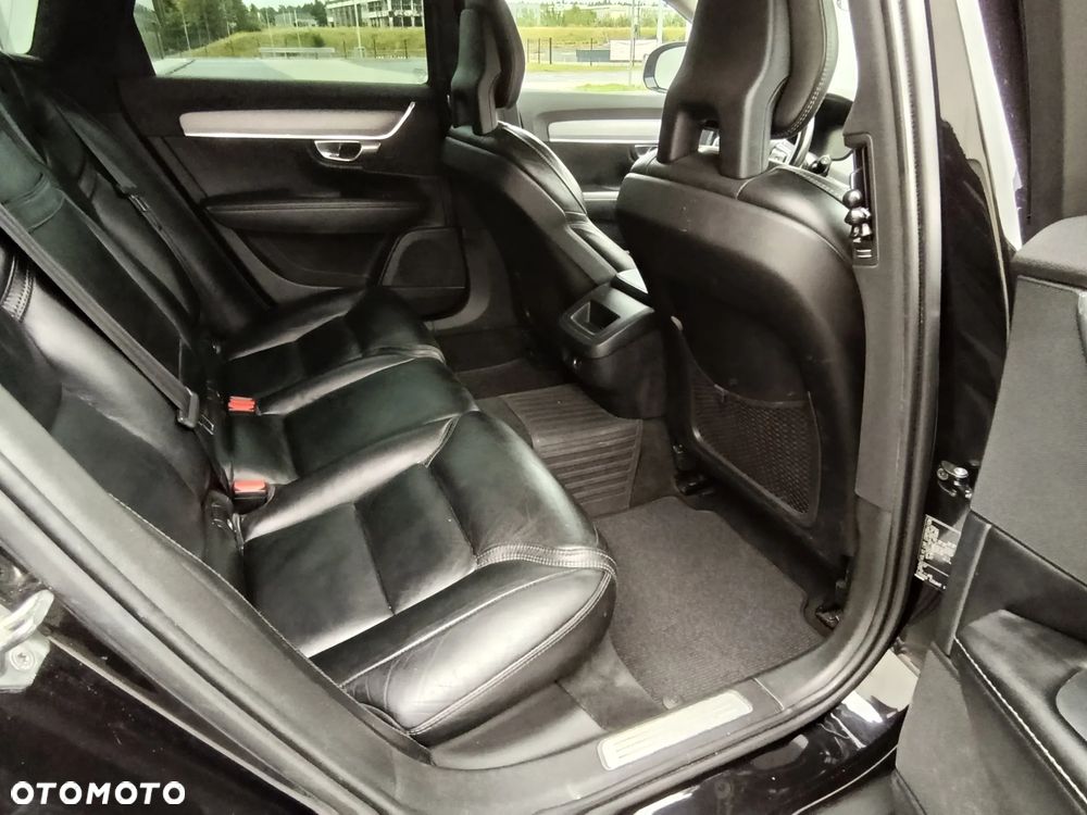 Volvo V90 Cross Country D5 AWD - 25