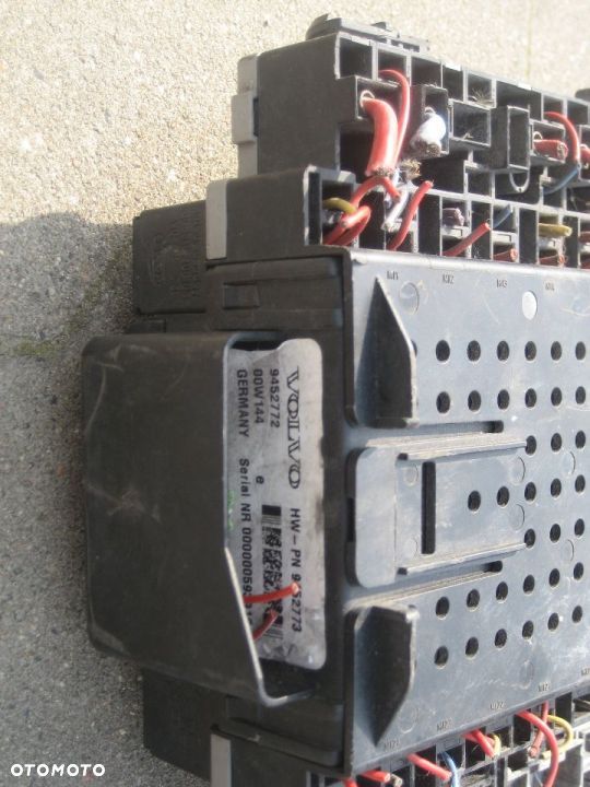 volvo s80 2,4 benzyna moduł sterownik bsi cem 9452772 - 3