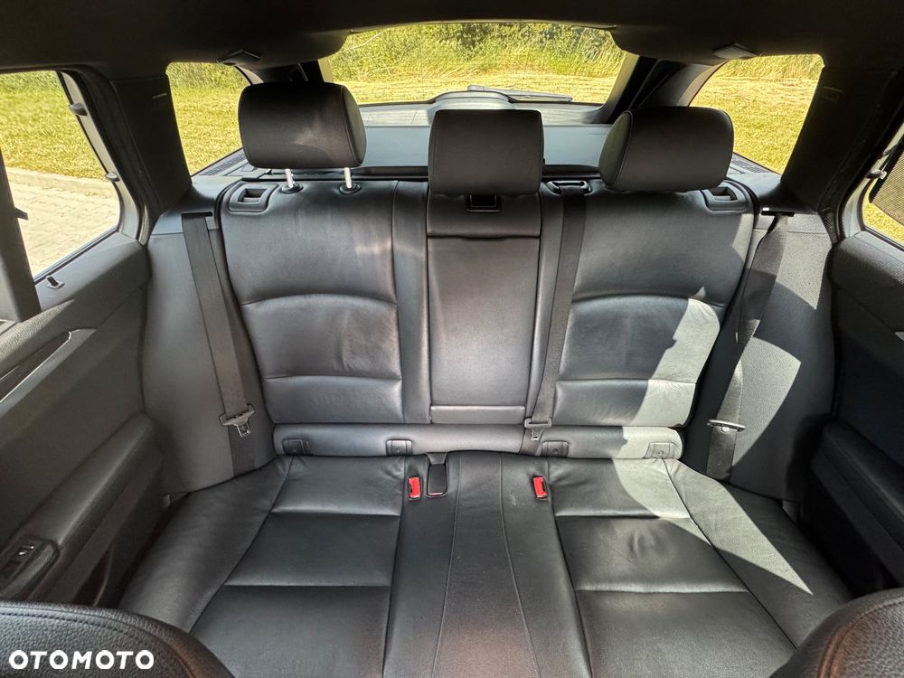 BMW Seria 5 530d xDrive - 16