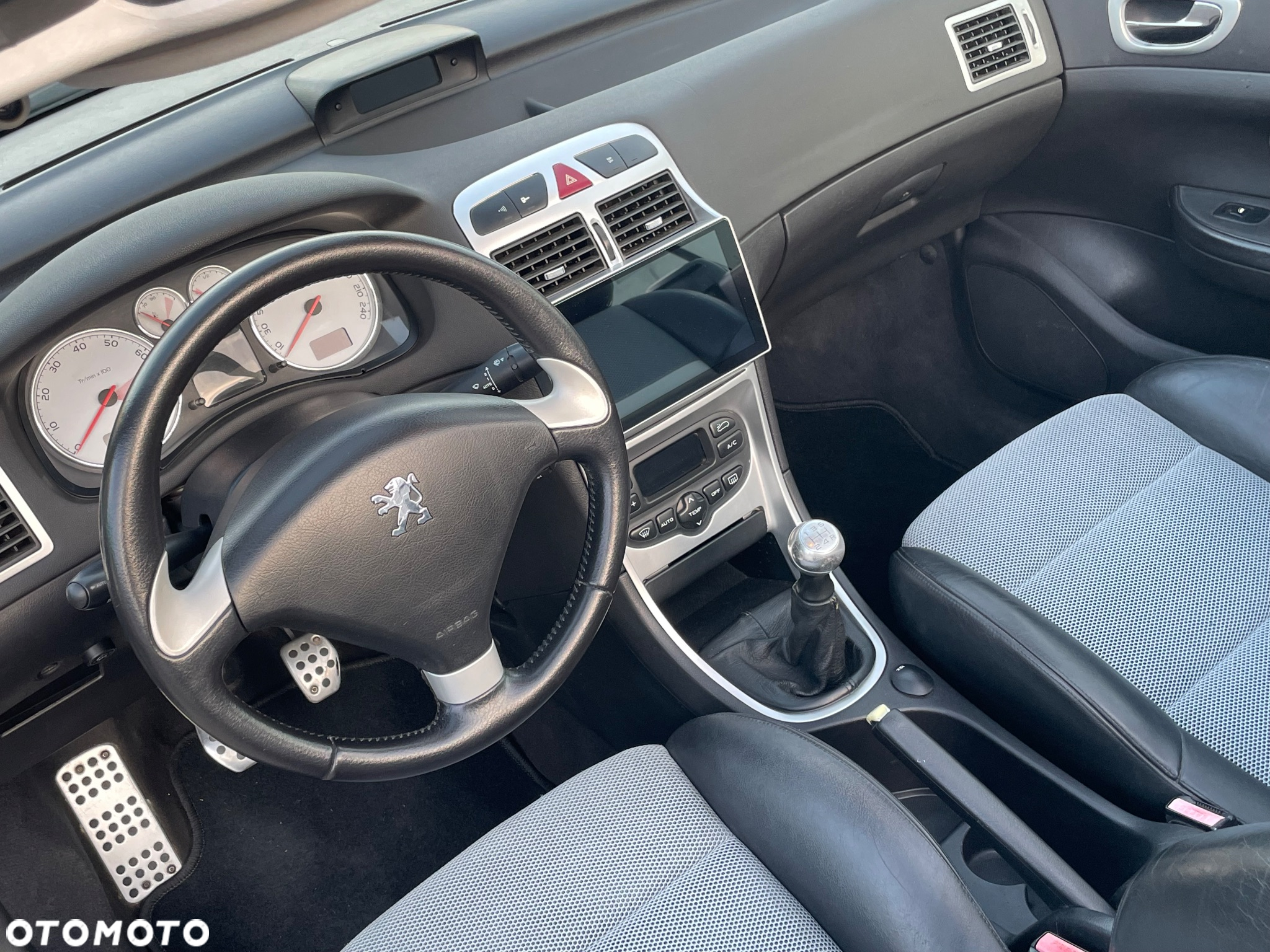 Peugeot 307 CC 2.0 - 8