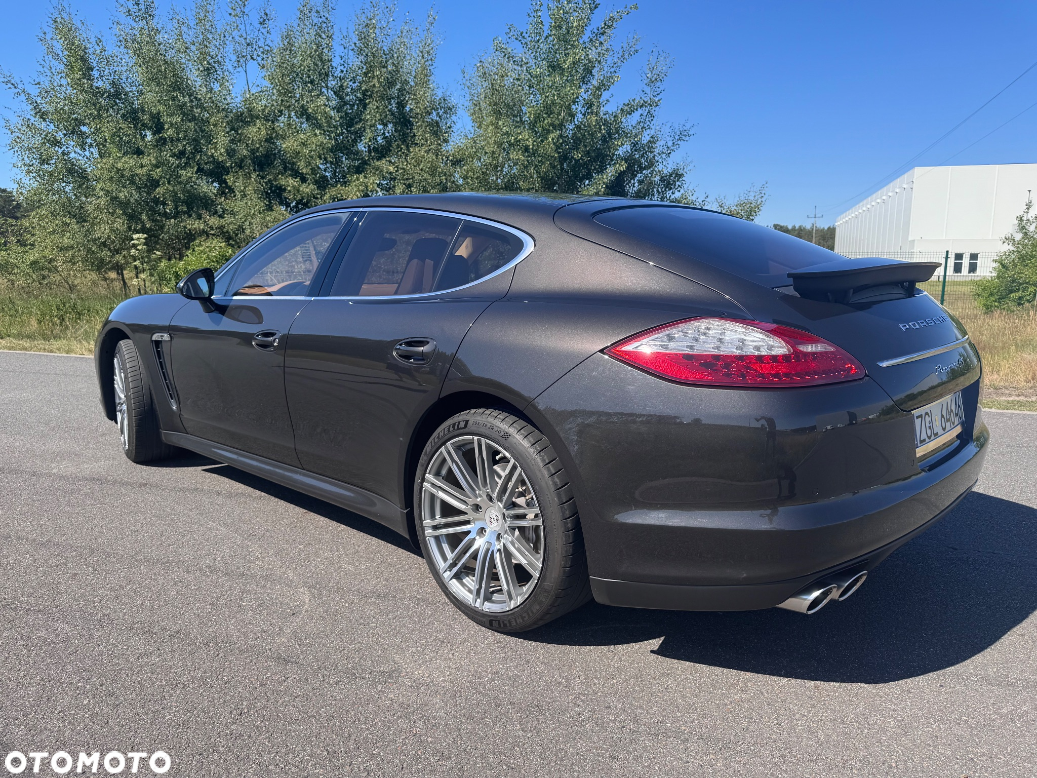 Porsche Panamera 4S - 4