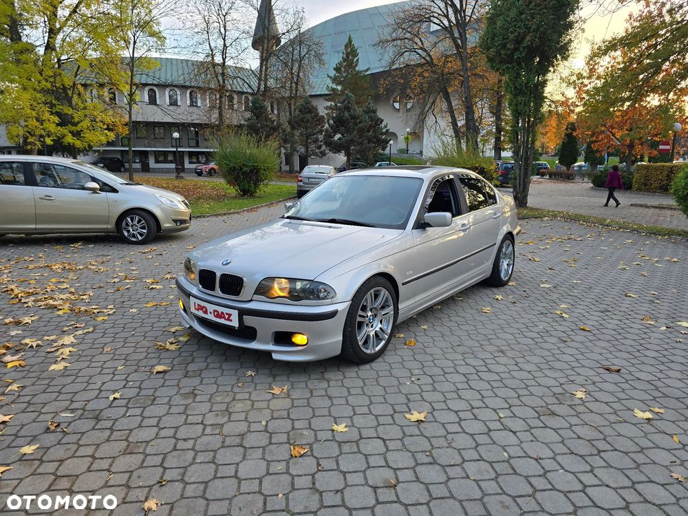 BMW 3 Series 2000 photo 2
