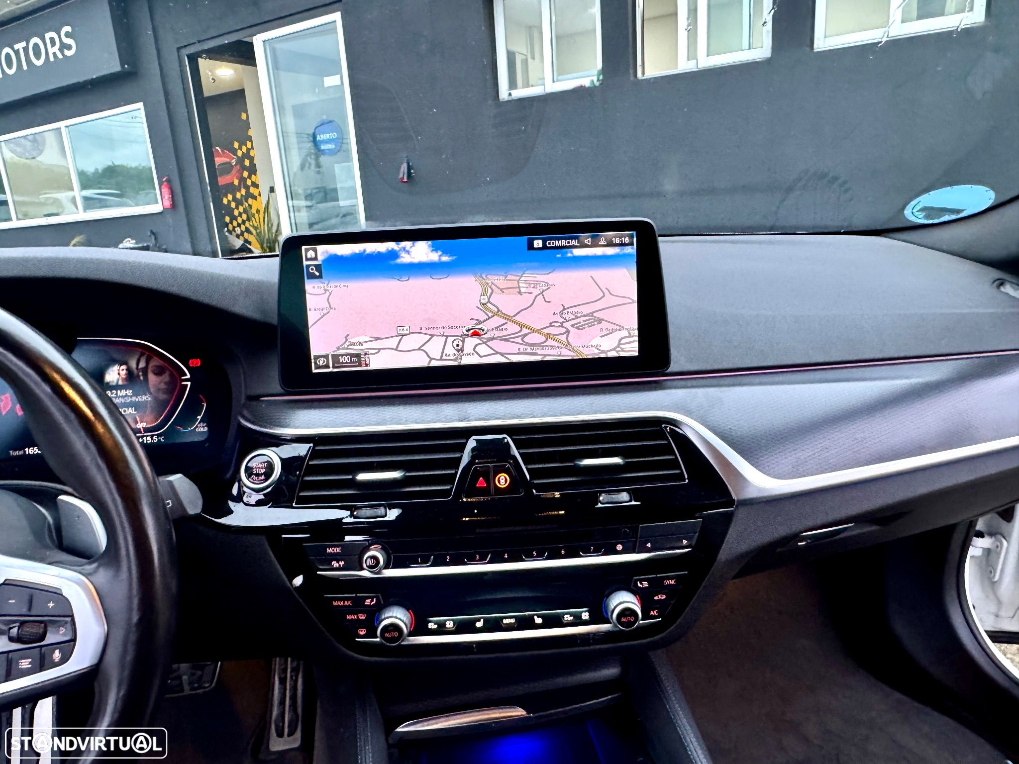 BMW 520 d xDrive Pack M Auto - 26