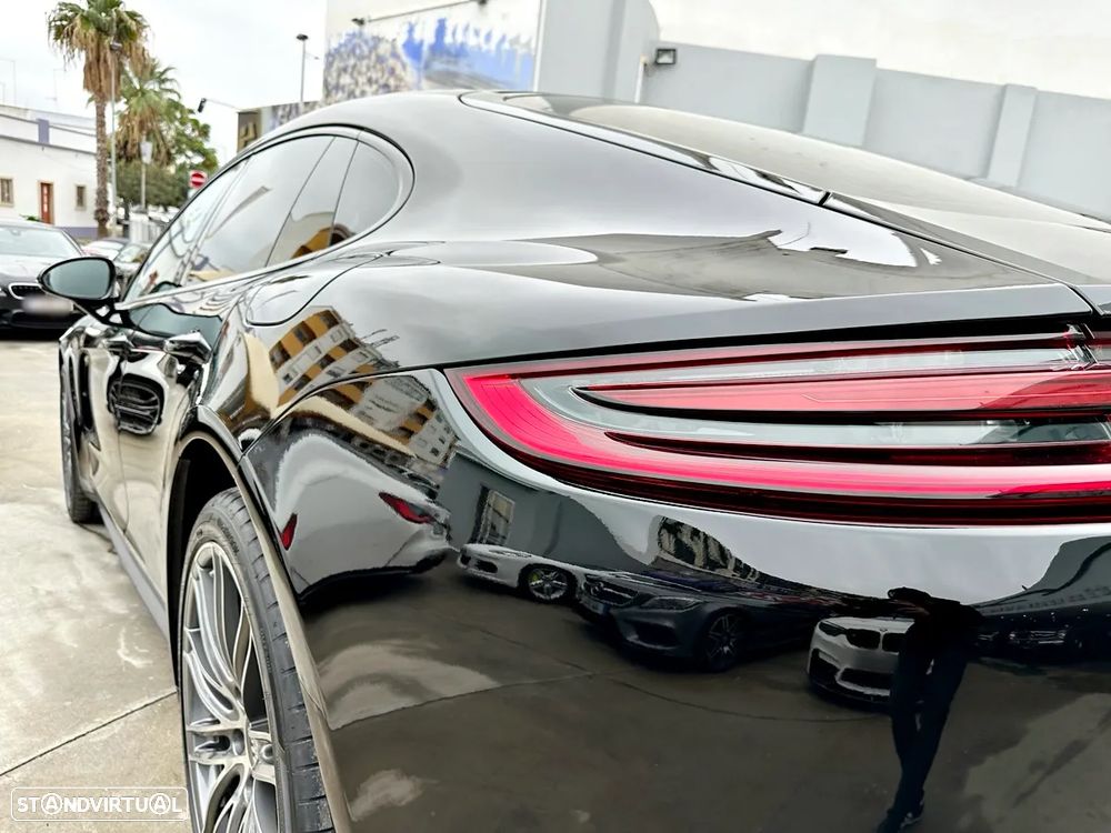 Porsche Panamera 4 E-Hybrid - 51