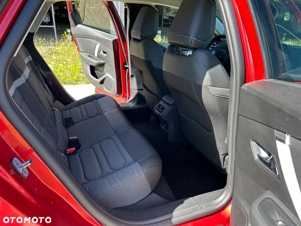 Citroën C4 PureTech 130 Stop&Start FEEL - 17