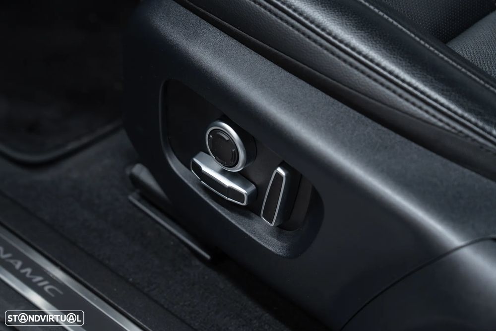 Land Rover Range Rover Evoque 1.5 P300e AWD R-Dynamic Auto - 23