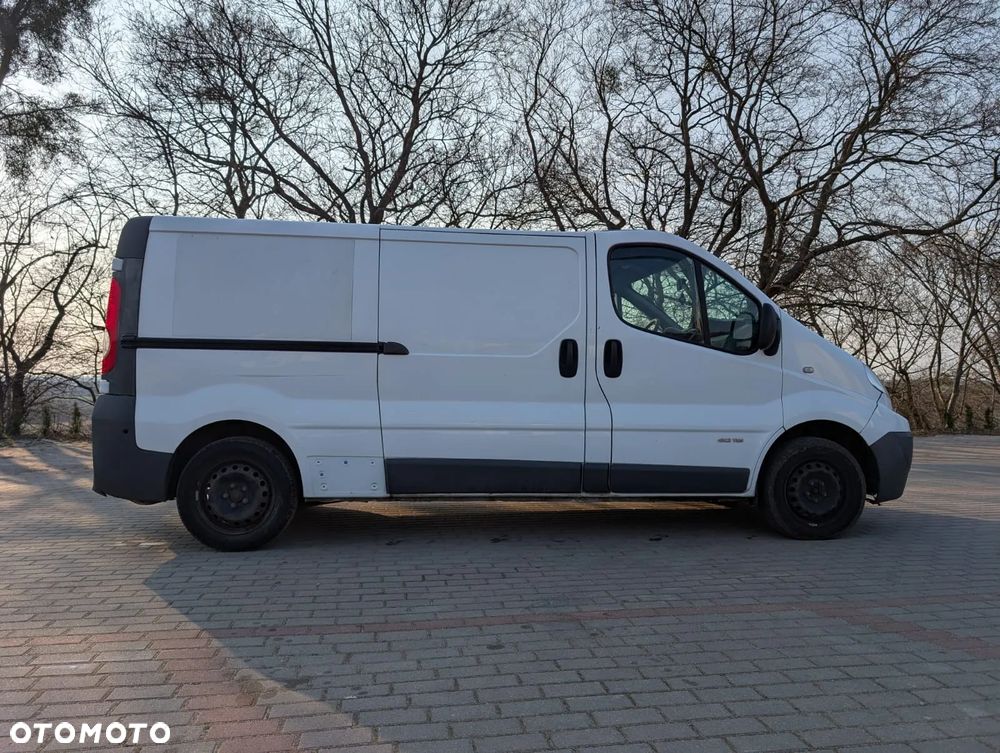 Renault Trafic 2.0 dCi 115 L2H1 - 6