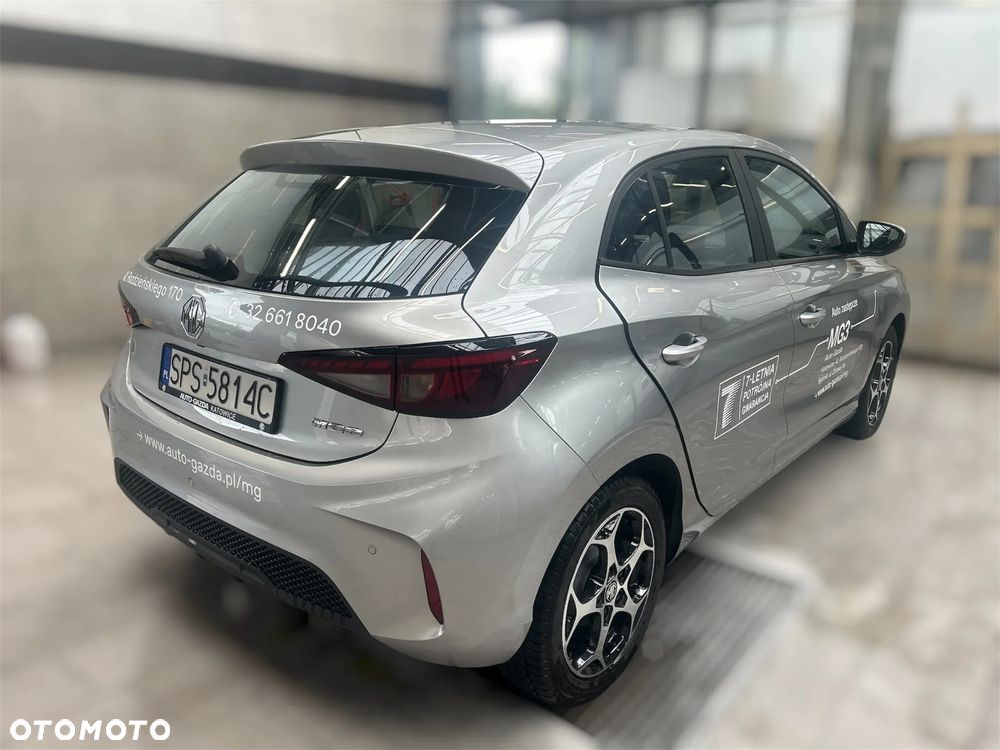 MG MG3 1.5 Excite - 4
