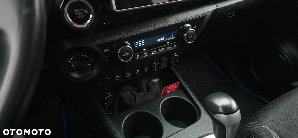 Toyota Hilux 2.4 D-4D Double Cab Selection 4x4 - 37