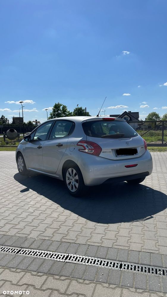 Peugeot 208 82 PureTech Style - 5