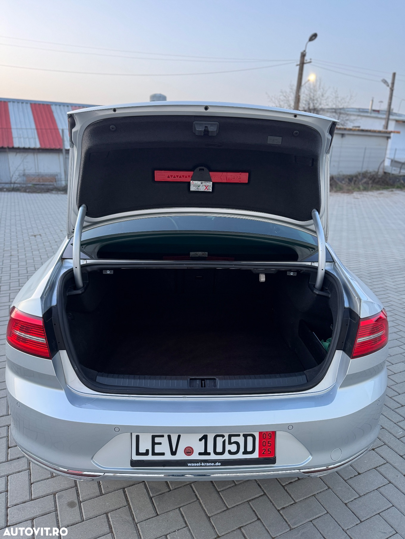 Volkswagen Passat 2.0 BiTDI DSG 4Mot Highline - 11