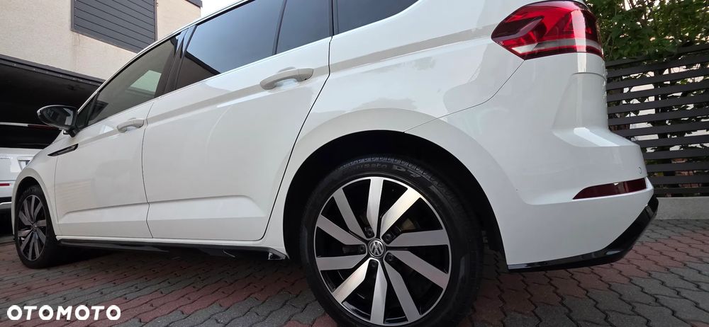 Volkswagen Touran - 2