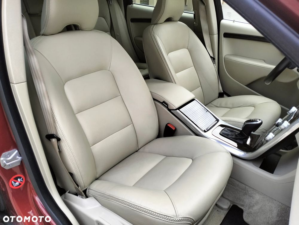 Volvo XC 70 3.2 AWD Momentum - 19