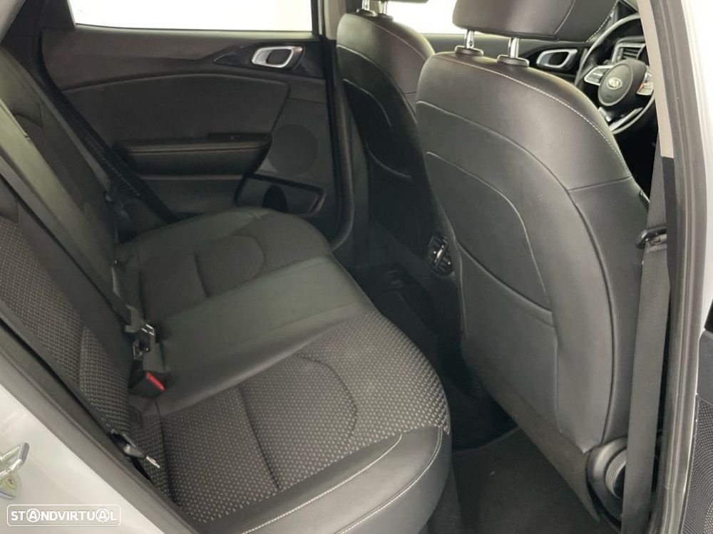 Kia XCeed 1.6 GDi PHEV Drive - 23