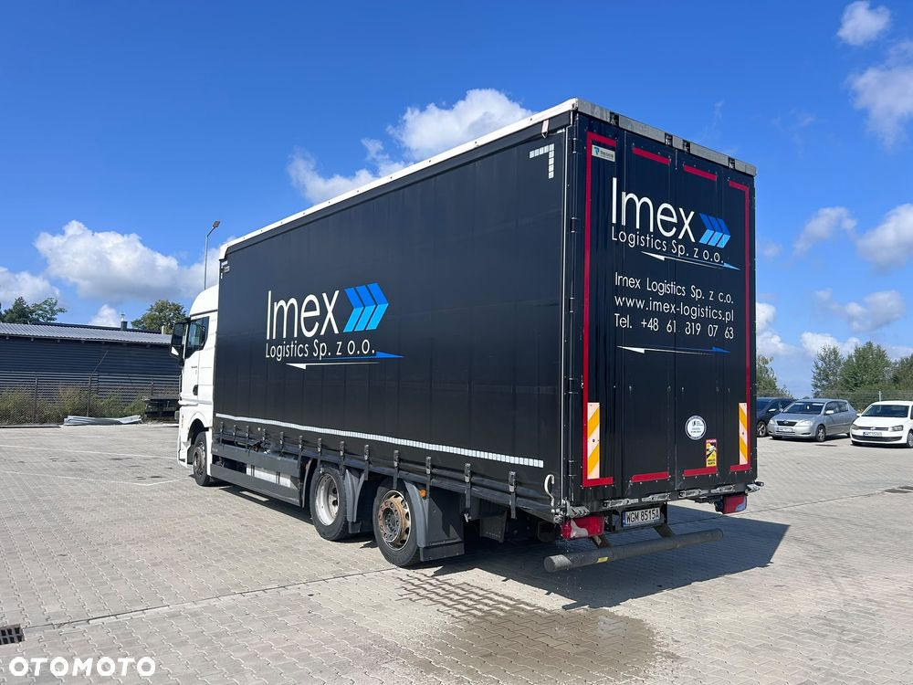 MAN TGX 26.470 6x2-2 LL CH GM - 10