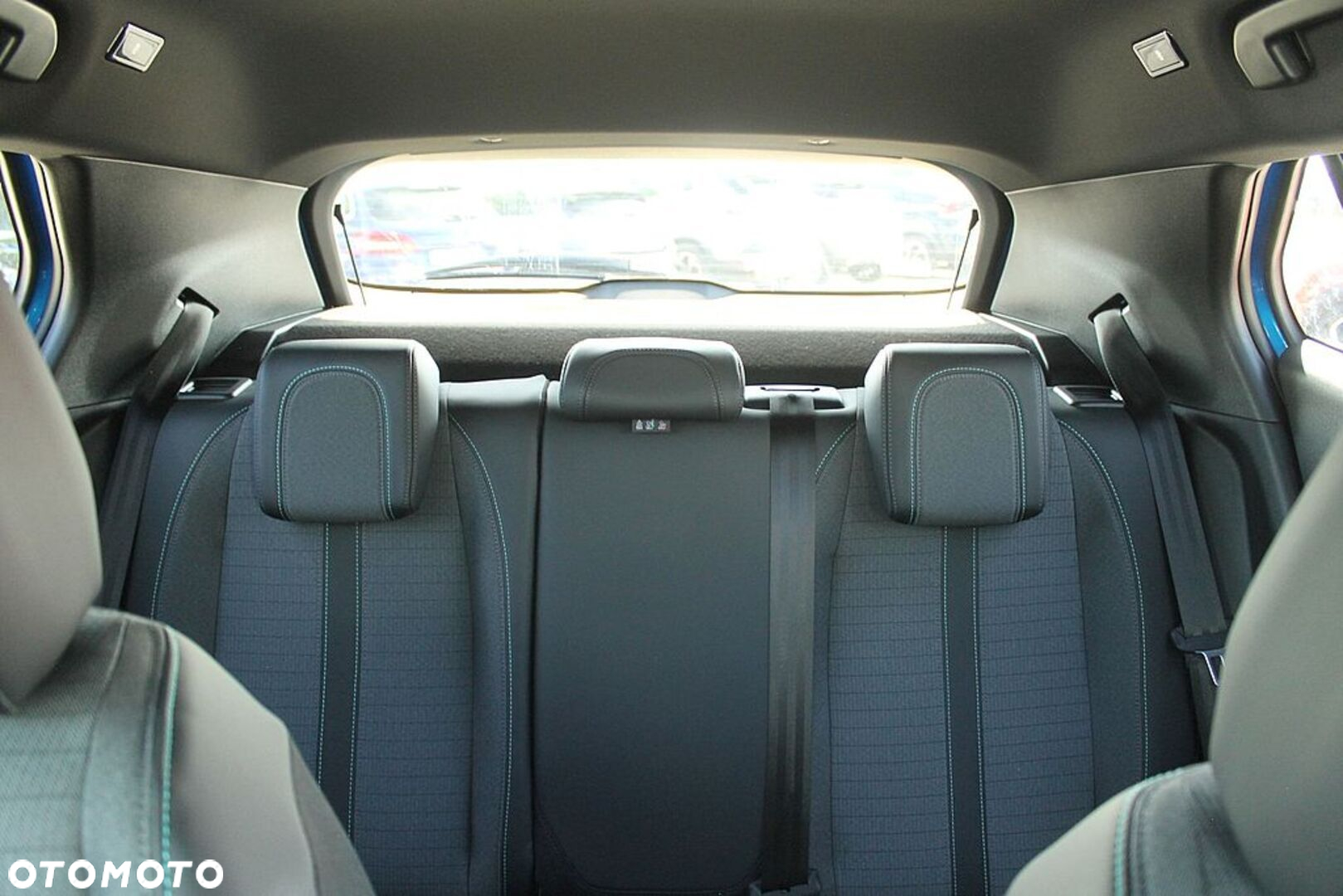 Peugeot 2008 1.2 PureTech Allure Pack S&S EAT8 - 17