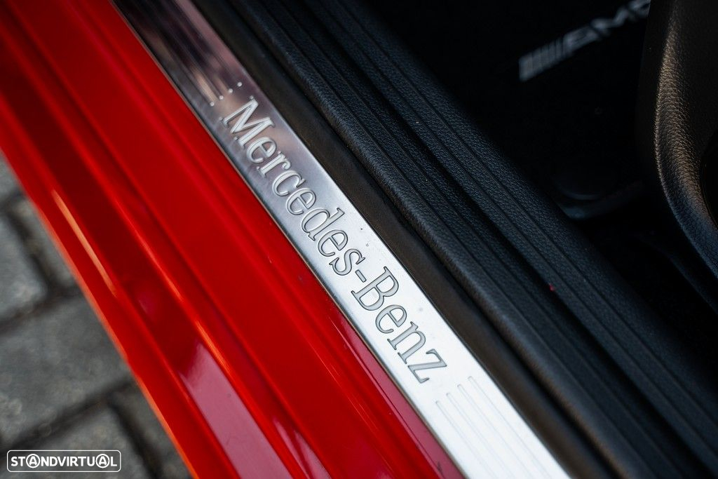 Mercedes-Benz A 200 d AMG Line - 38