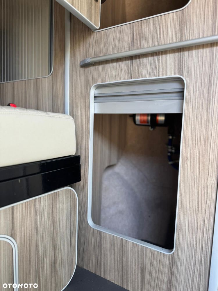 Volkswagen Transporter Caravelle DSG Lang Comfortline - 26