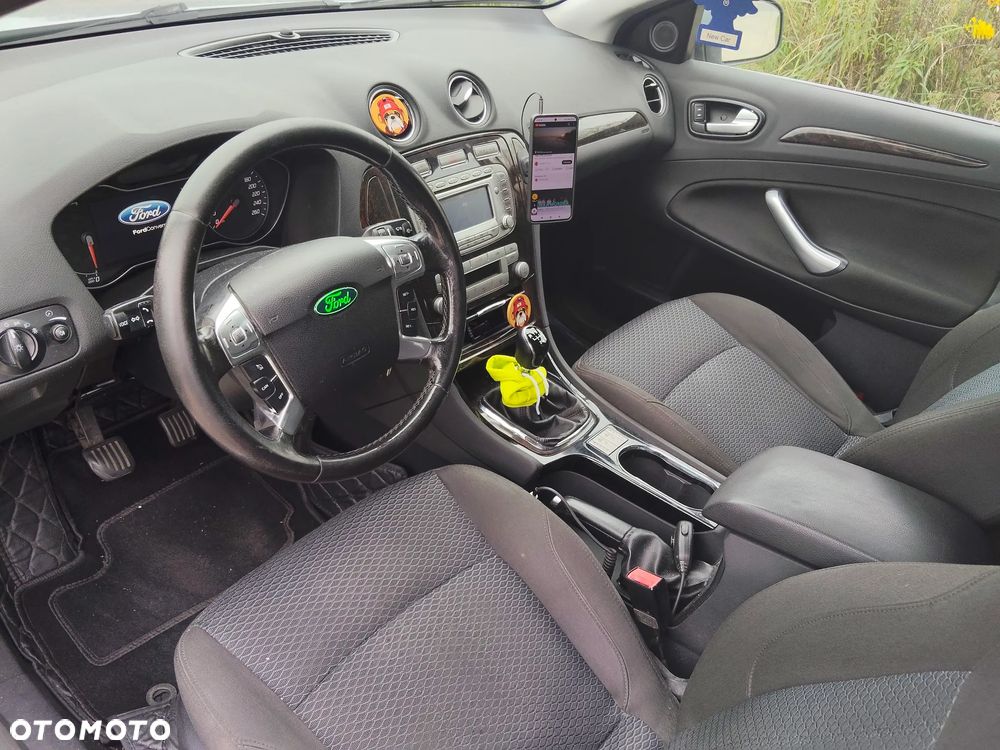 Ford Mondeo 2.0 TDCi Ghia - 5