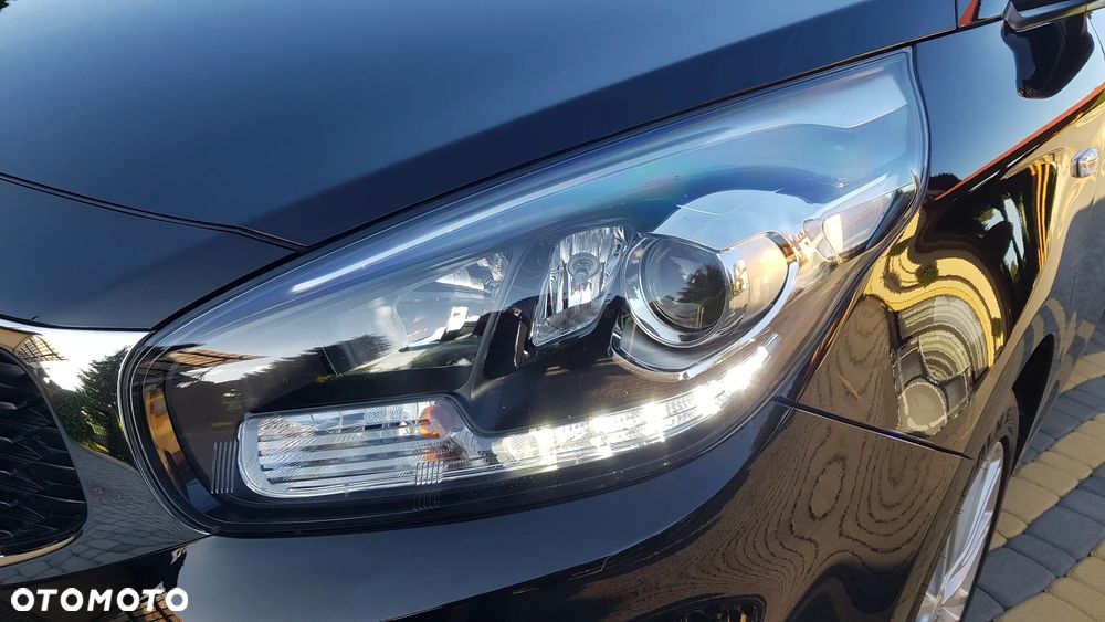 Kia Carens 1.6 GDI Dream Team Edition - 20