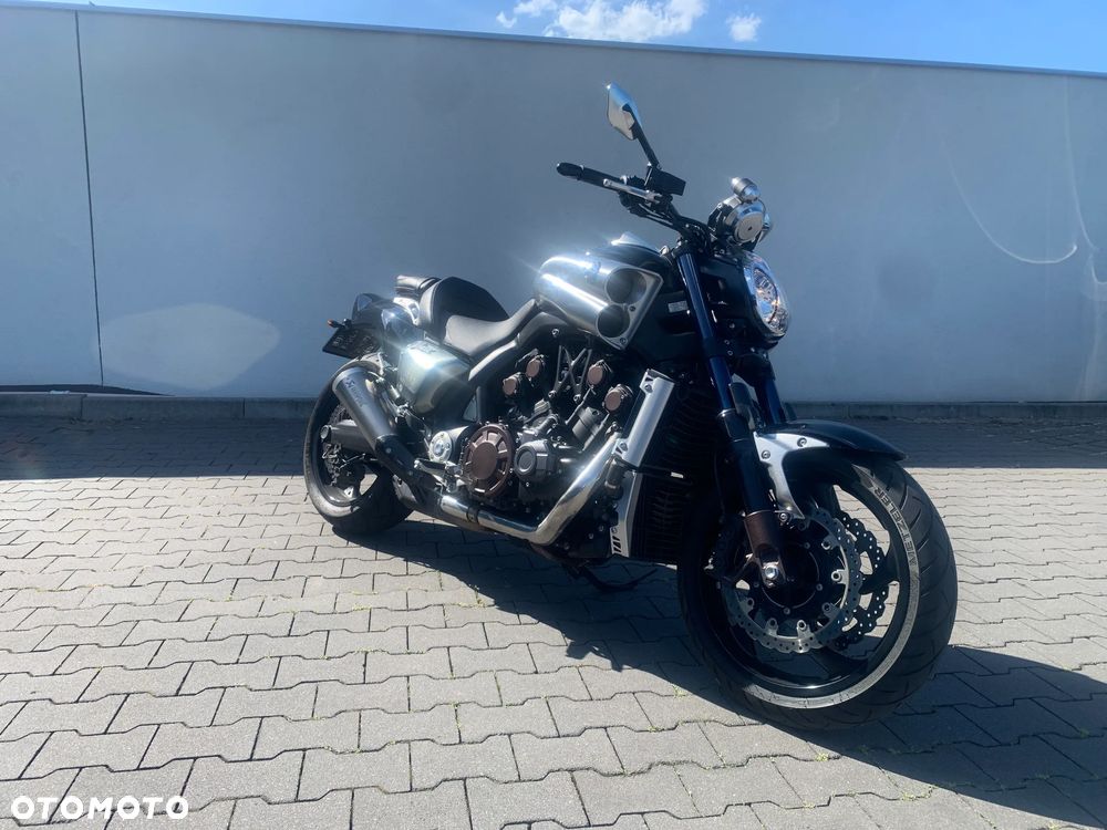 Yamaha V-MAX - 2
