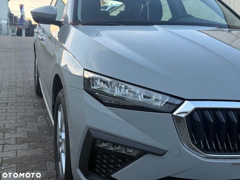 Skoda Scala 1.0 TSI Essence - 28