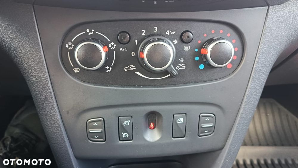 Dacia Sandero 0.9 TCe Connected by Orange S&S - 18