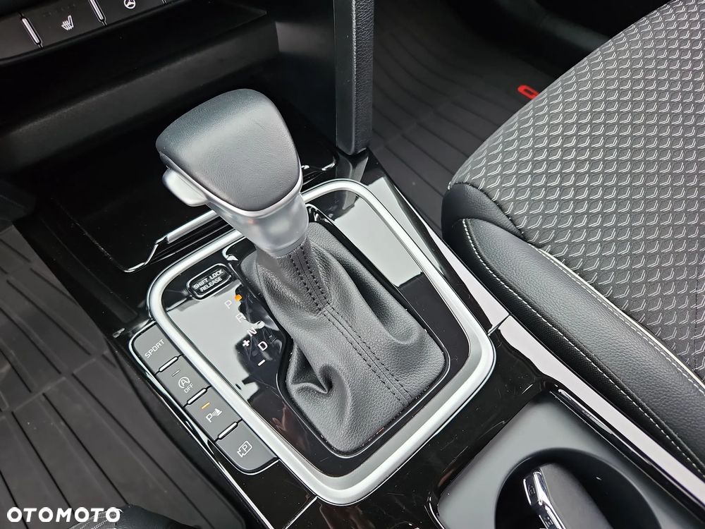 Kia Ceed 1.5 T-GDI Tribute DCT - 15