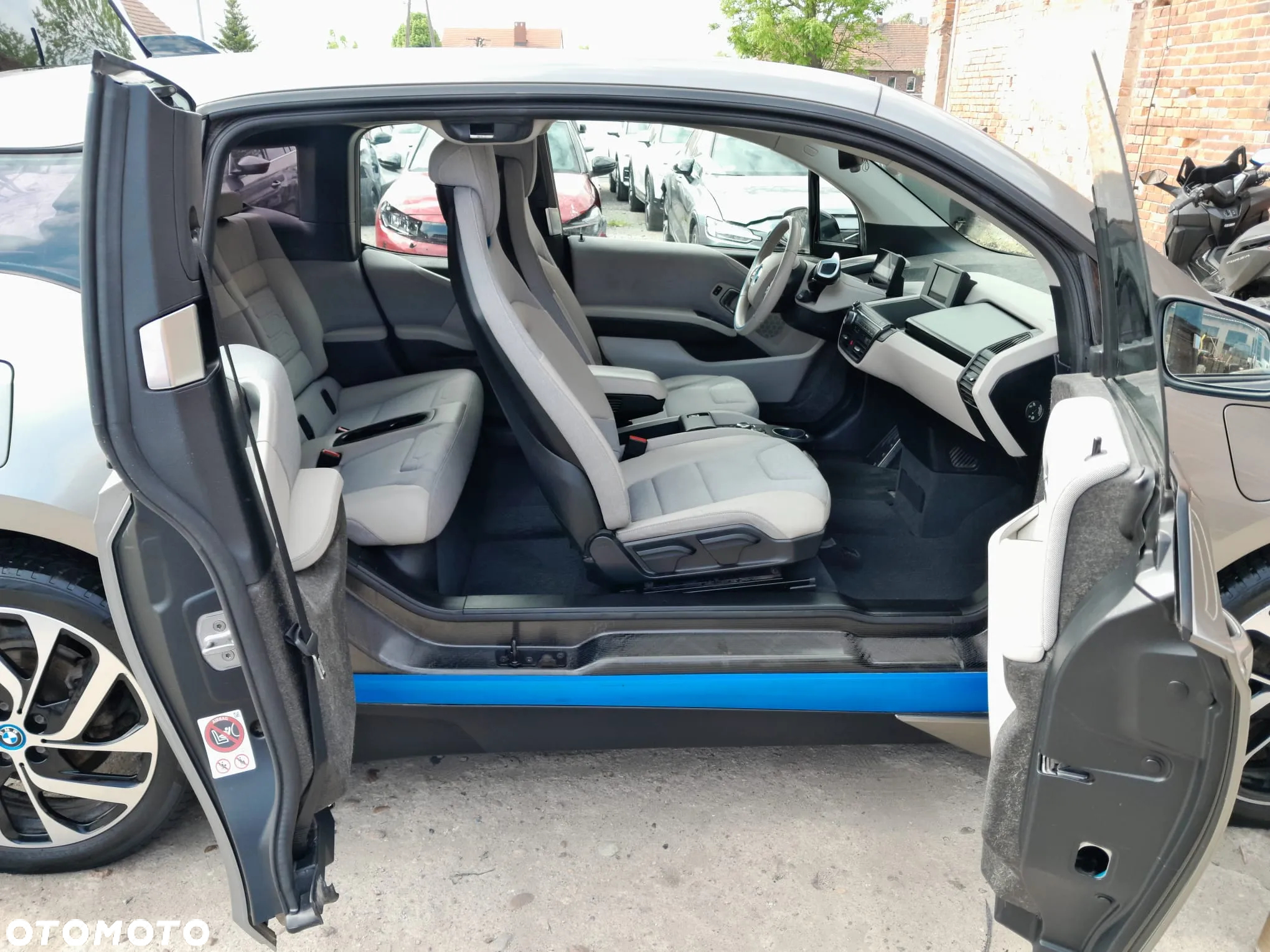 BMW i3 (Range Extender) - 23