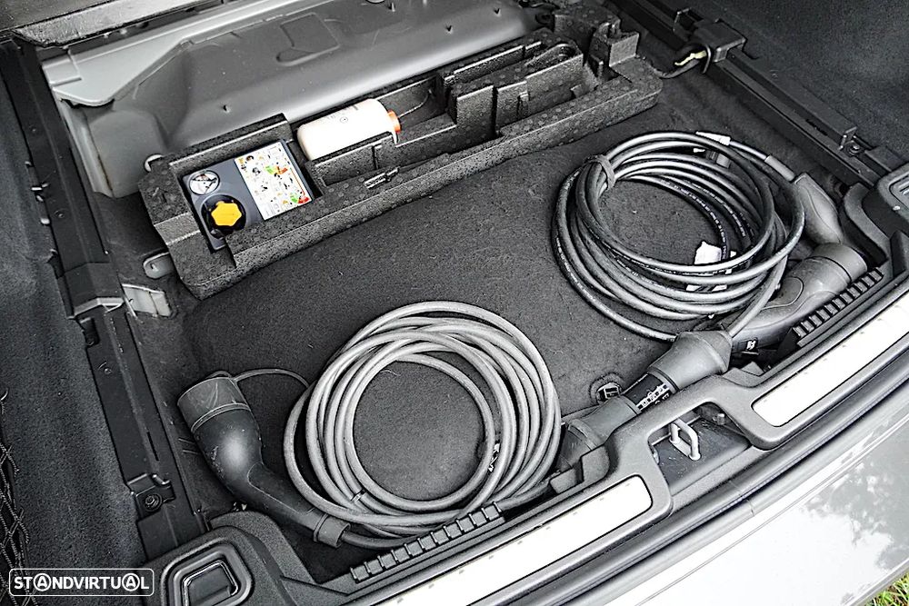 Volvo V60 2.0 T6 AWD TE Essential - 13