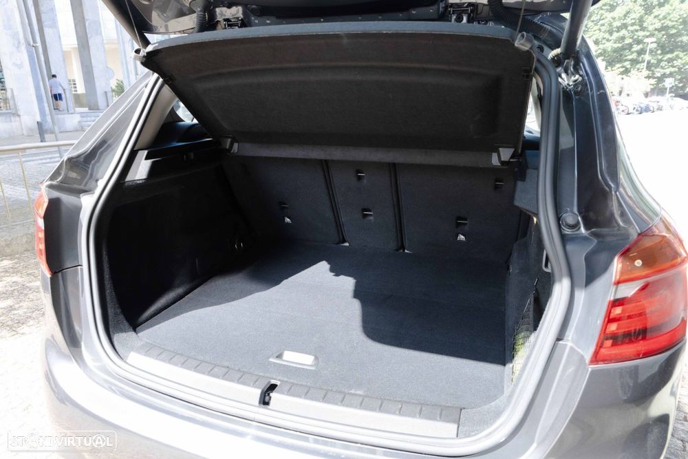 BMW 225xe Active Tourer - 20