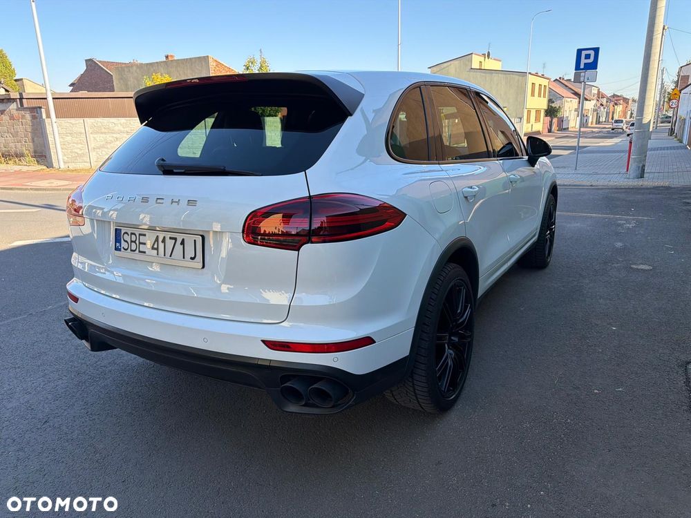 Porsche Cayenne - 18