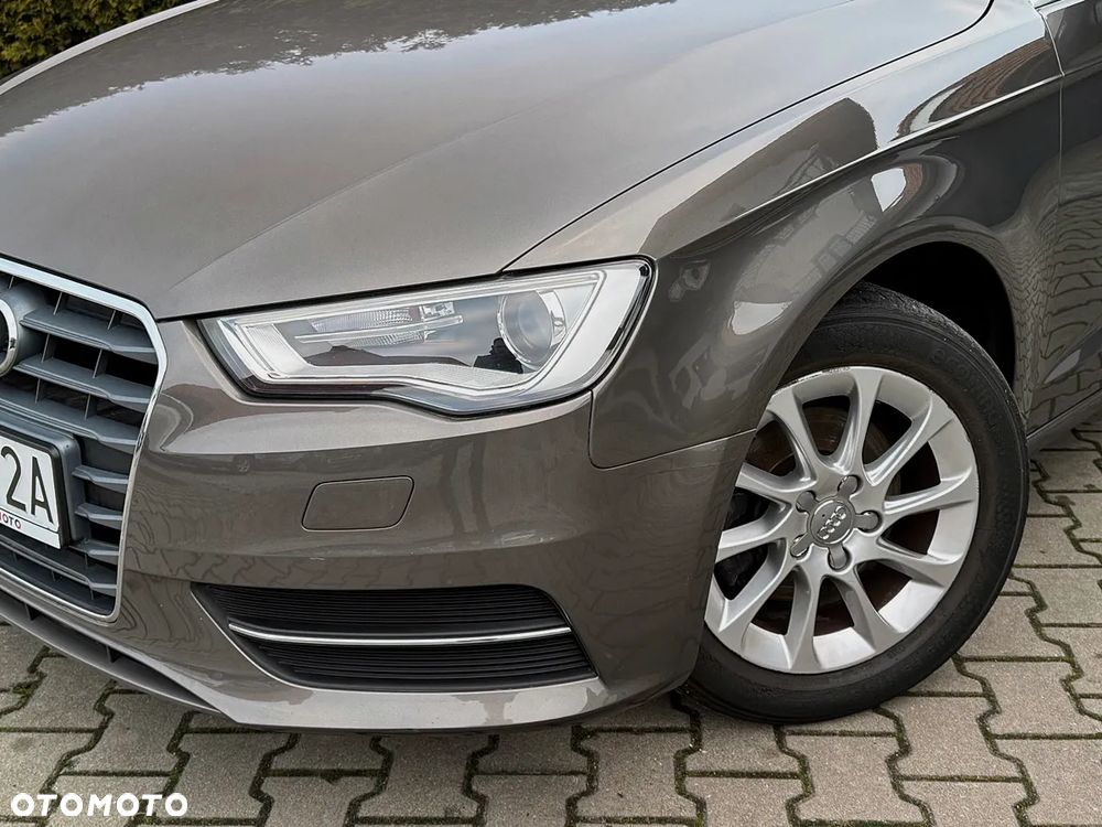 Audi A3 Sportback 1.4 TFSI Attraction - 27