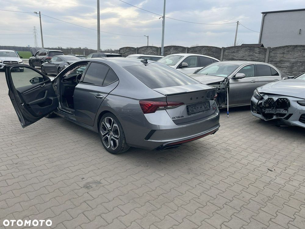 Skoda Octavia - 4