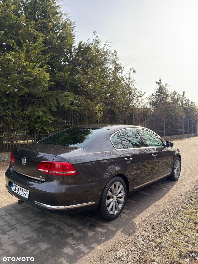 Volkswagen Passat 2.0 TDI DPF Highline DSG - 34