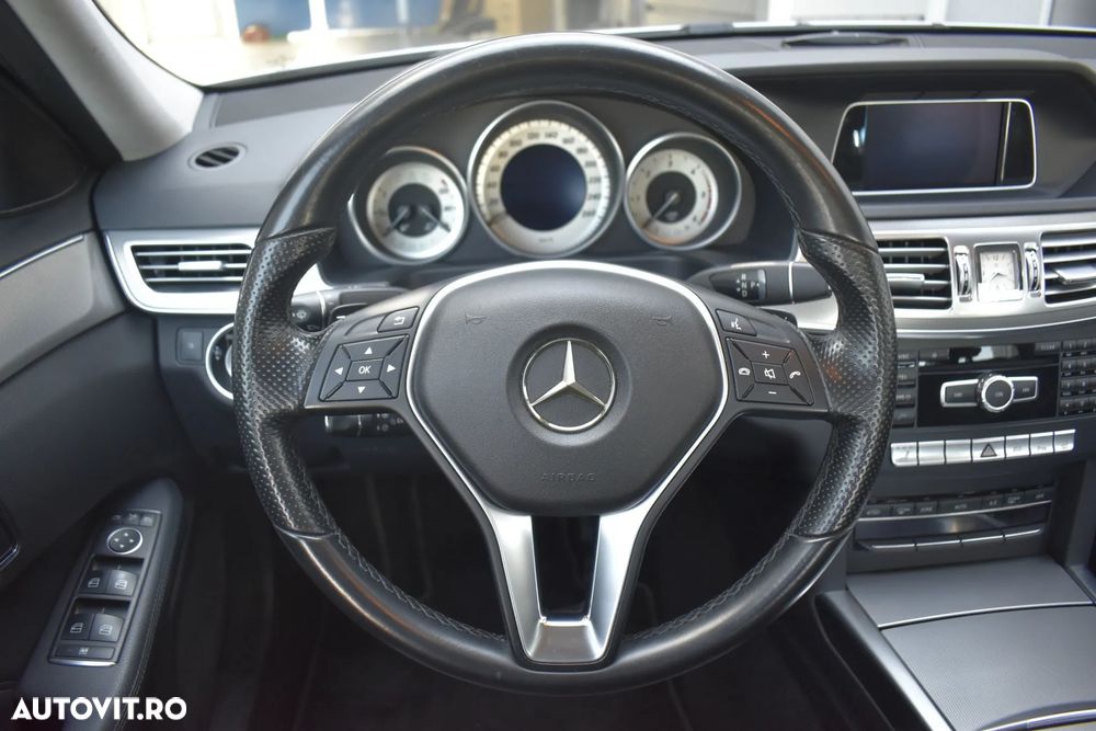 Mercedes-Benz E - 18