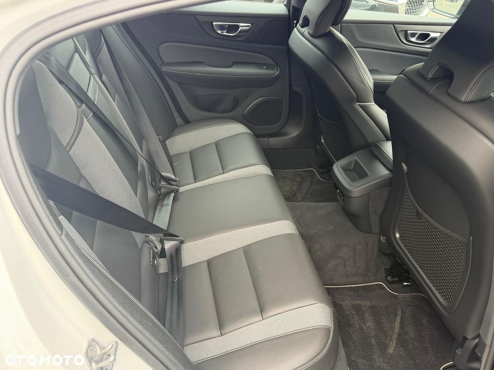Volvo S60 B5 B Geartronic RDesign - 14